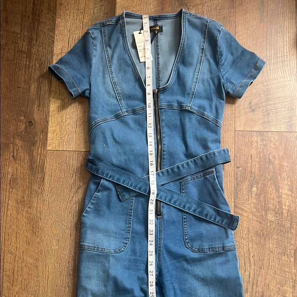 Blue Denim Overalls with Short Sleeves and Front Zipper - Picture 8 of 14